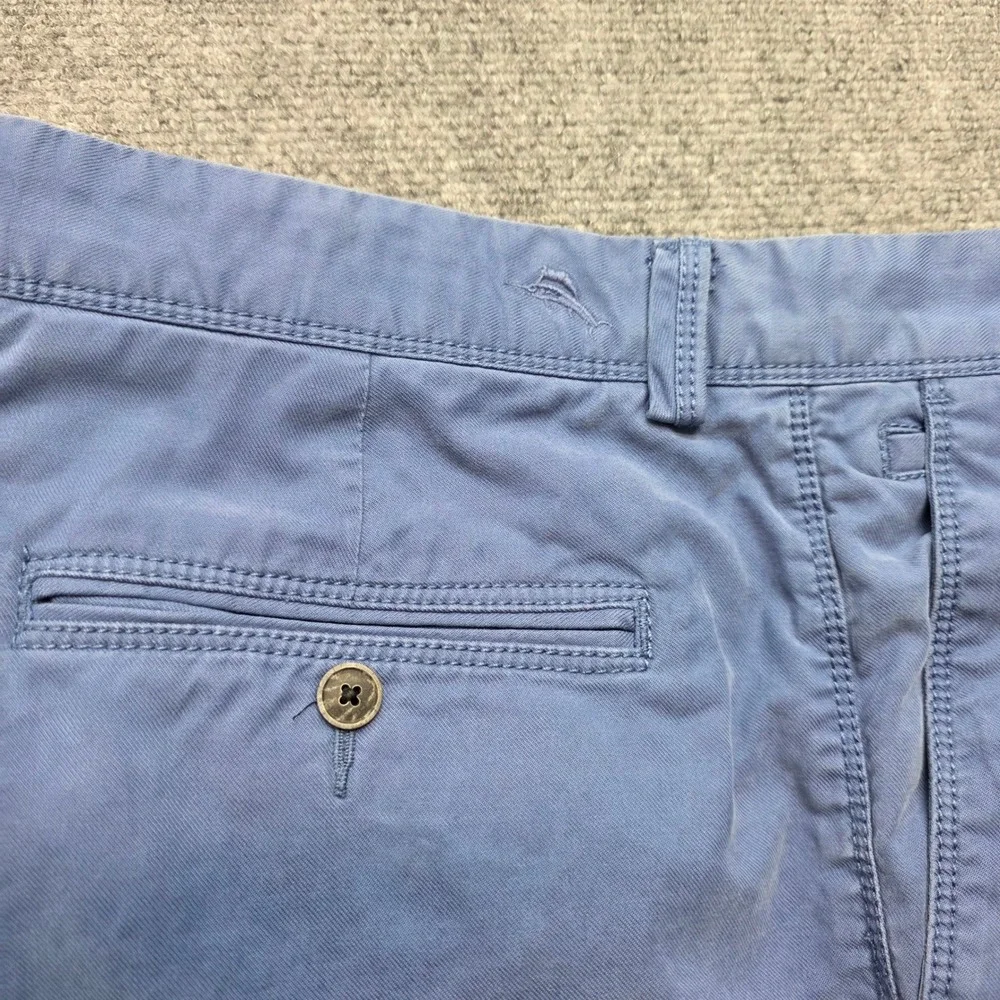 Tommy Bahama Boracay Mens Blue Cotton Tencel Blend Chino Shorts Size 33 9 Inseam